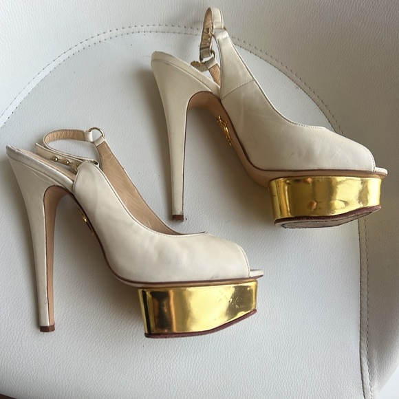 Charlotte Olympia peak a boo platforms - Picture 6 of 9